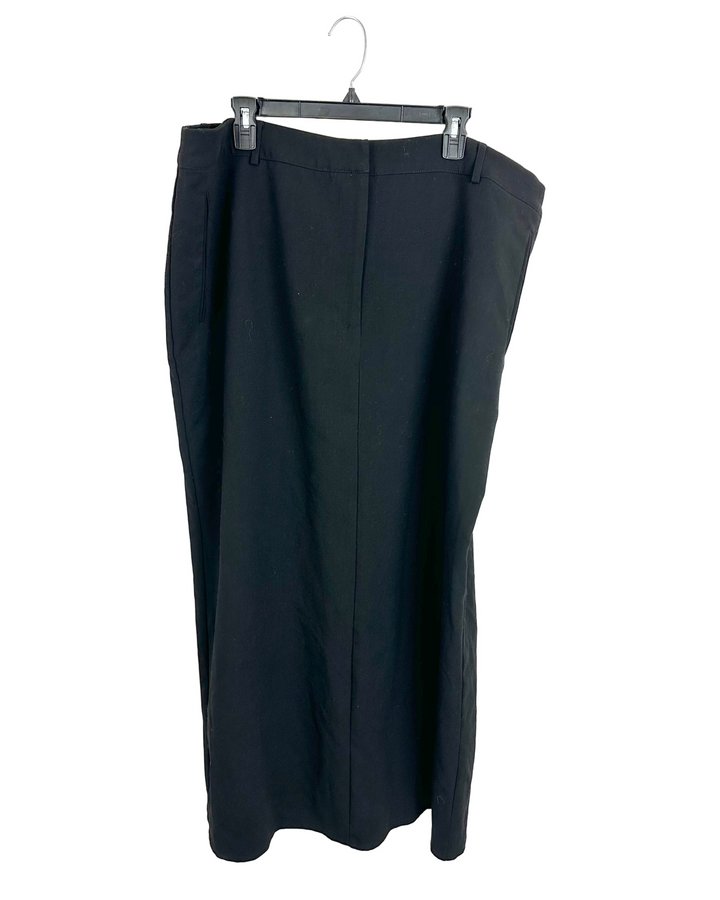 Black Tailored Midi Skirt - Size 3X