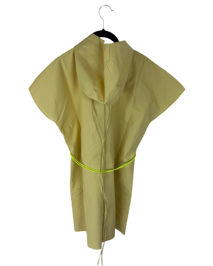 Butter Yellow Short Sleeve Raincoat With Bungee Belt - Size 2/4,  4/6 and 6/8