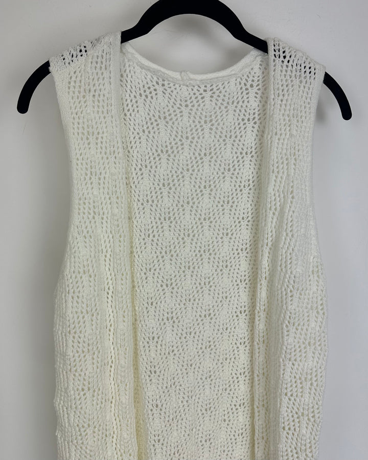 White Knit Sleeveless Robe - Size 6/8