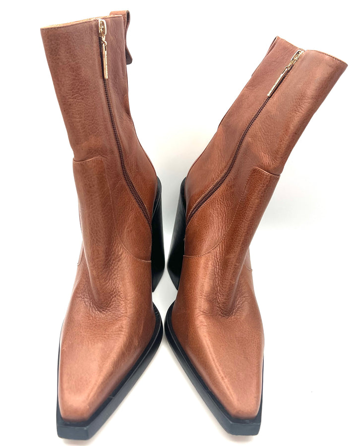 Caramel Brown Boots - Size 6.5