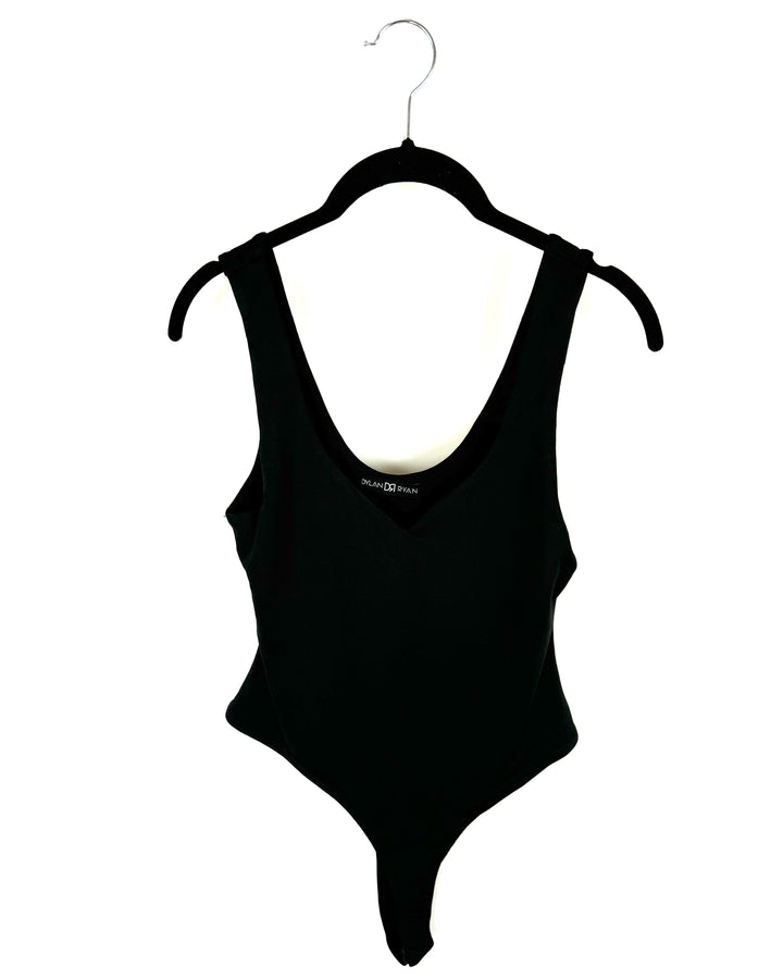 Black V-Neck Sleeveless Bodysuit - Size 4/6