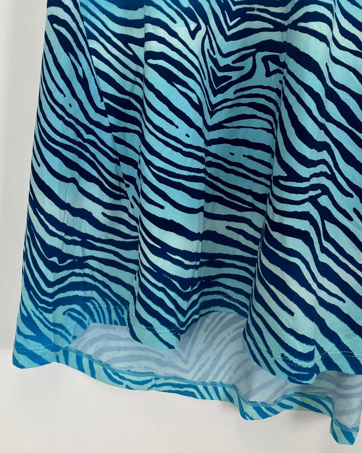 Blue Animal Print Short Sleeves Top - Size 6/8