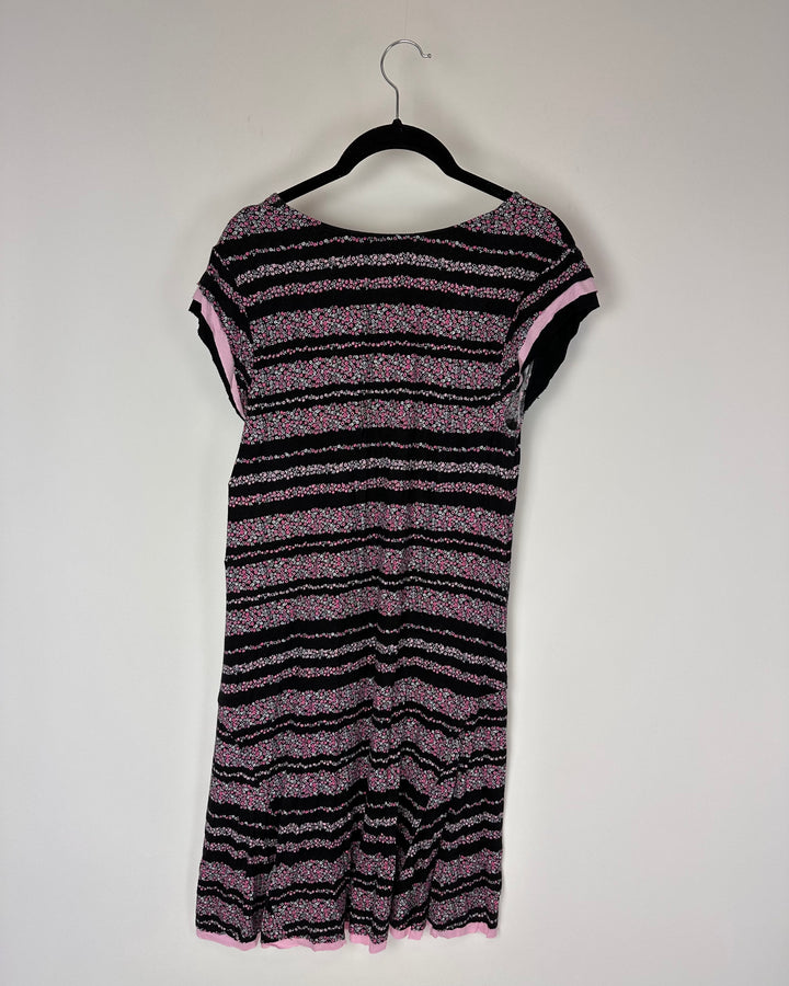 Black and Pink Floral Nightgown - Small