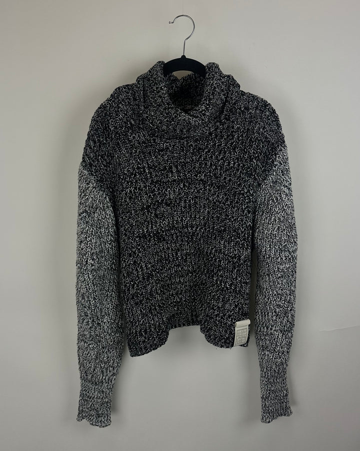 Black & White Knit Turtleneck Sweater - Small