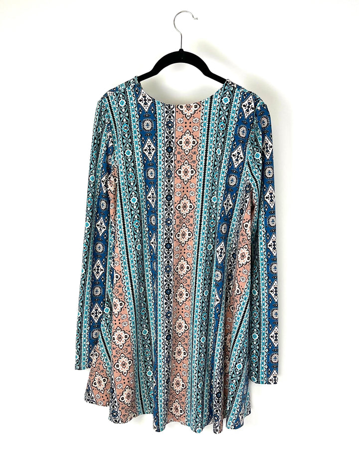 Long Sleeve Paisley Print Tunic - Small