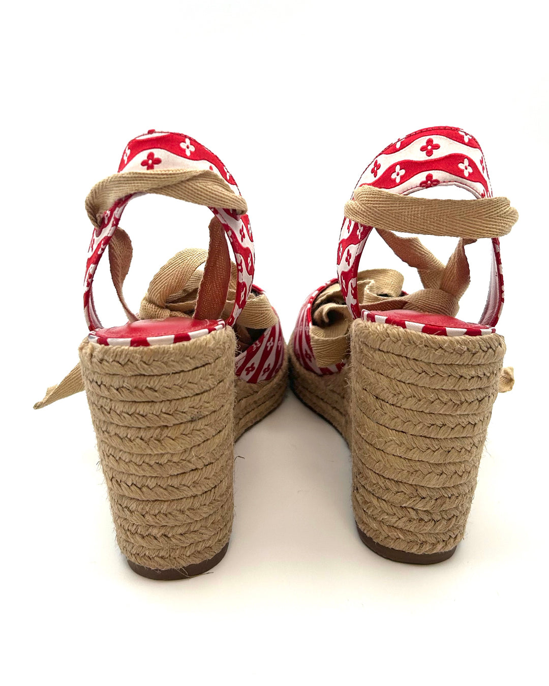 Red and White Floral Wedge Sandal - Size 6.5