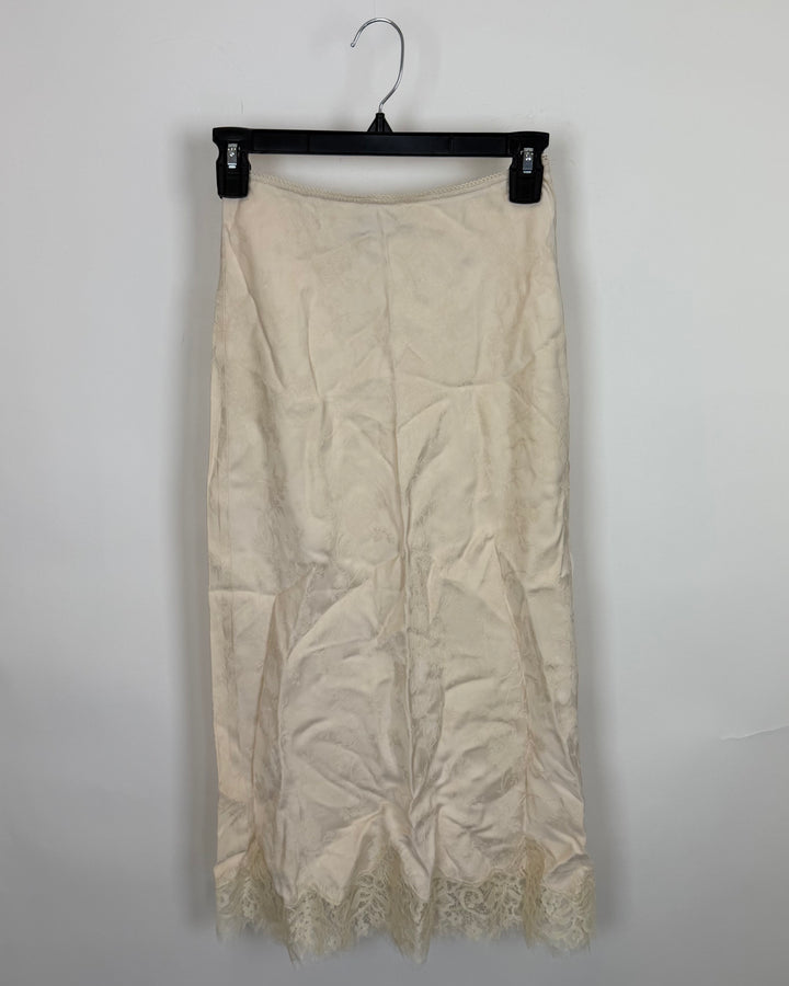 Baby Pink Lace Skirt - Size 0/2, 2/4