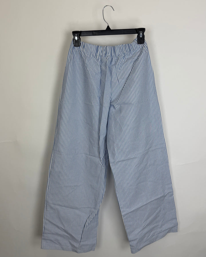 Blue and White Striped Pants - 2/4
