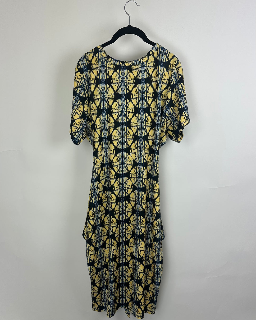 Abstract Print Wrap Bottom Dress - Size 1x