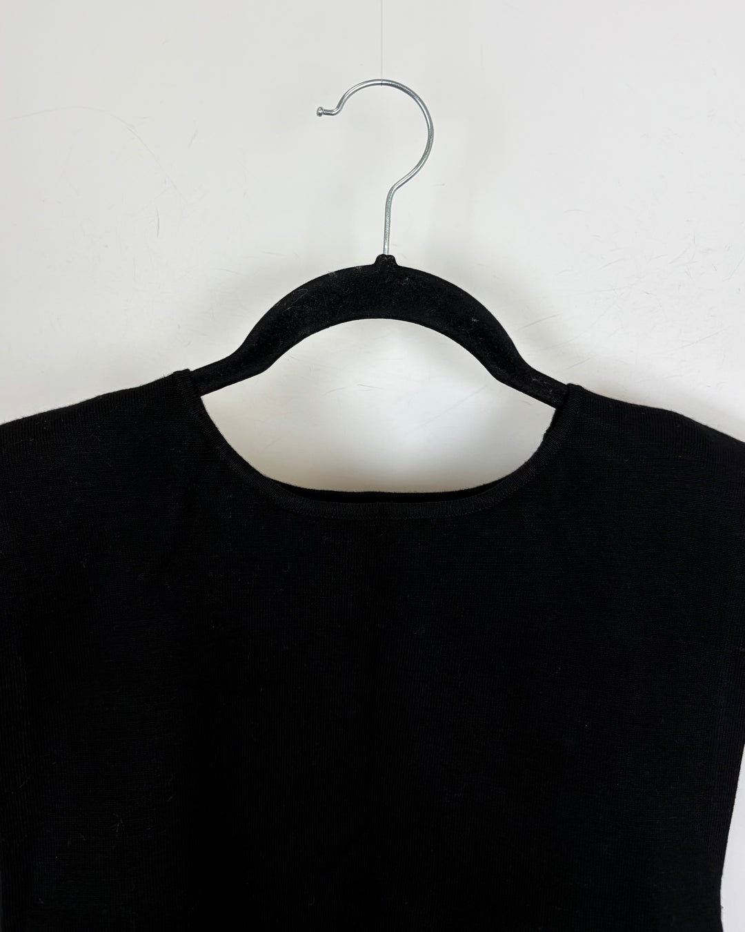 Sleeveless Black Sweater Top With See-through Bottom - Size 4/6