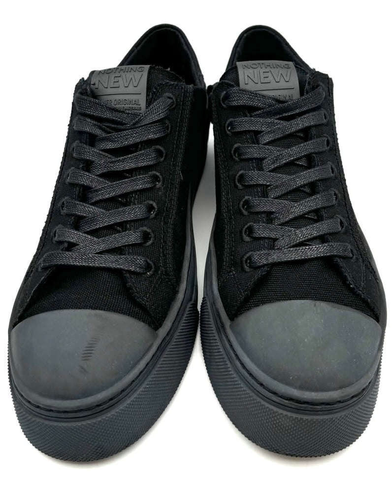 MENS Black Canvas Sneaker - Size 10