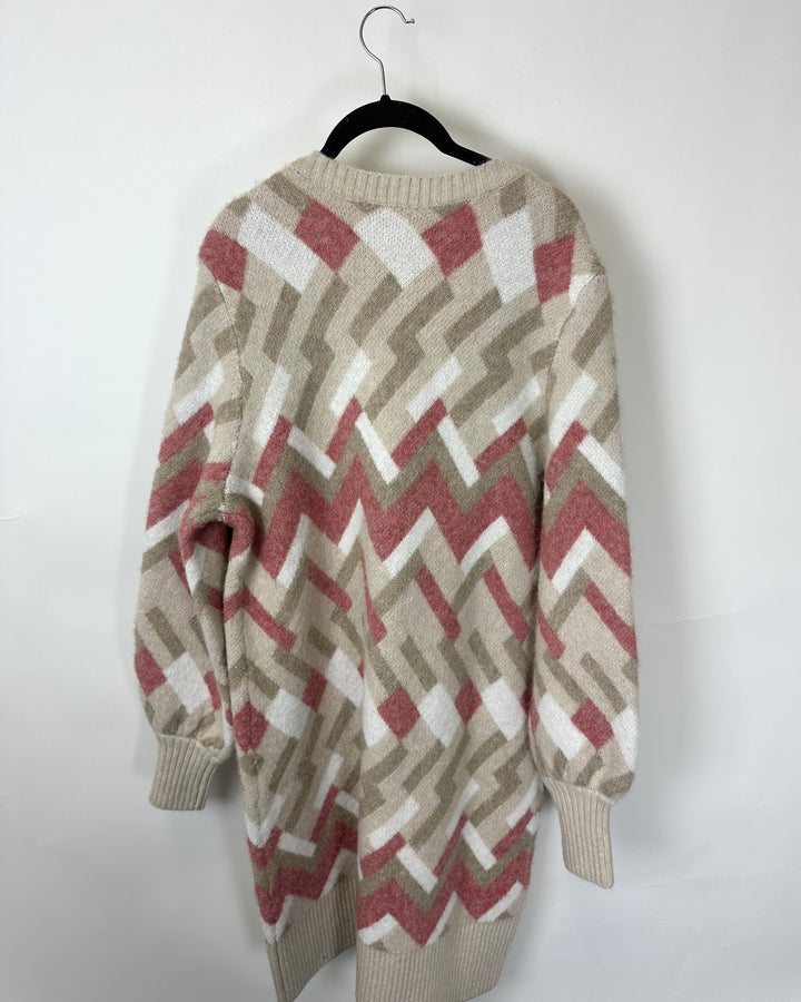 Geometric Knit Button-Up Cardigan- 8/10