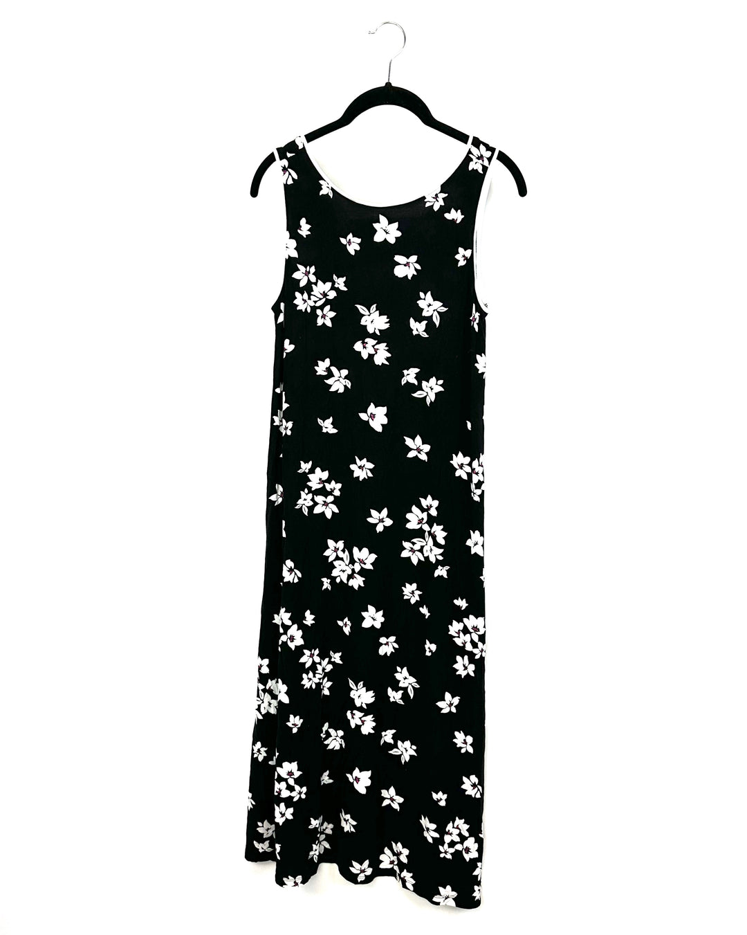 Black and White Flower Nightgown - Small