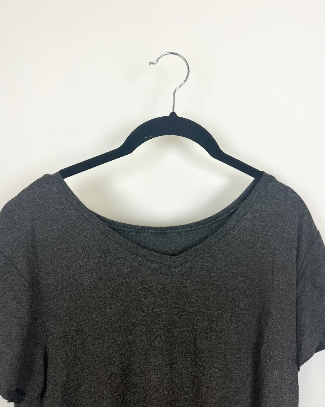 Charcoal V-Neck Tee - Size 2/4