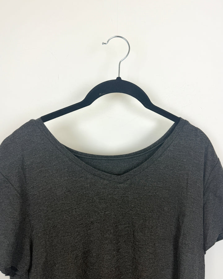 Charcoal V-Neck Tee - Size 2/4