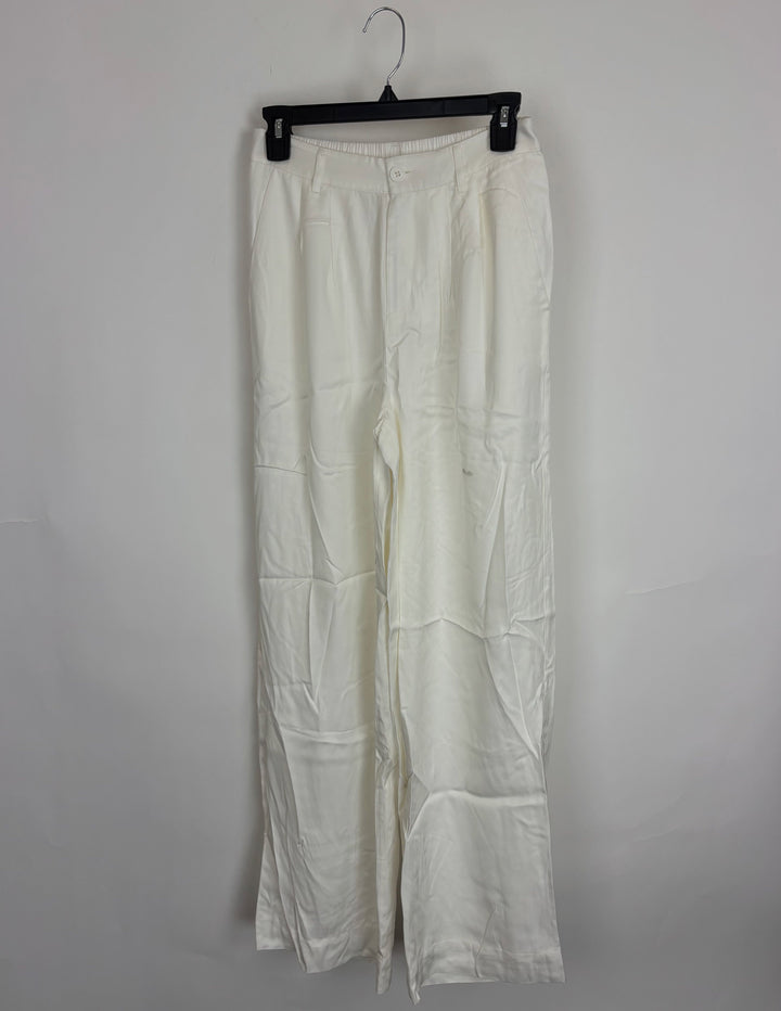White Wide Leg Pant - Size 2/4