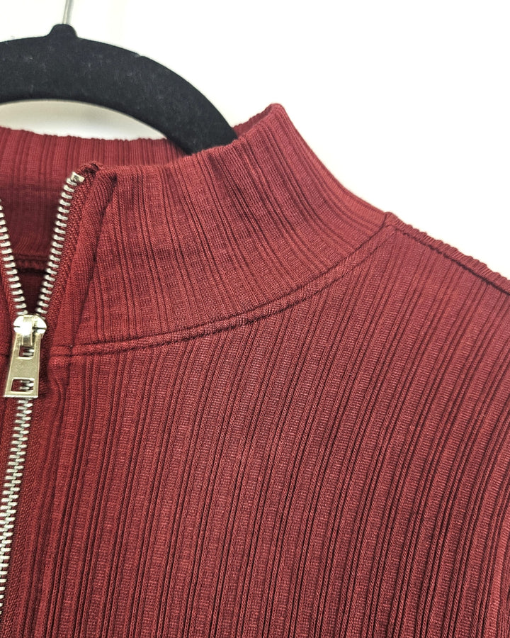 Red Short-Sleeve Top - Size 6