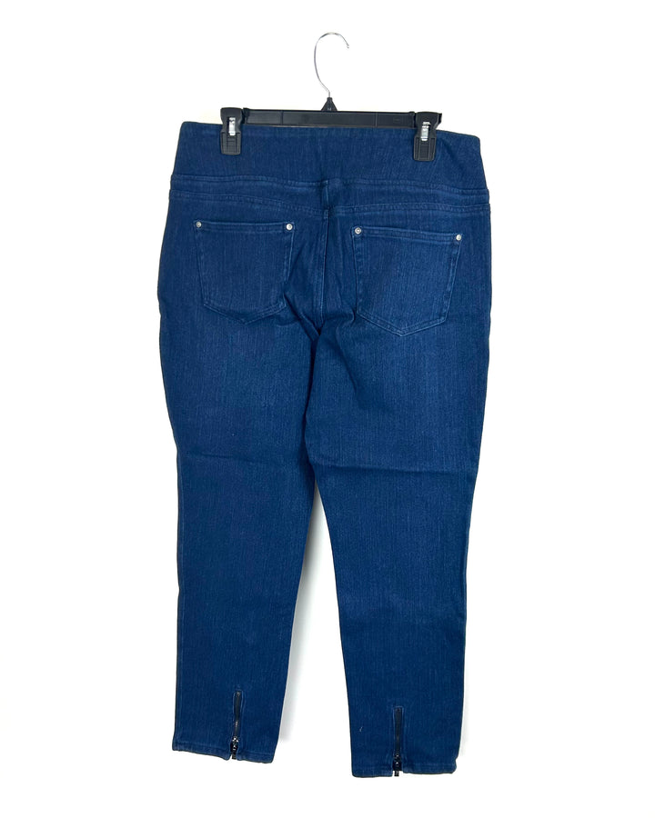 Zipper Heel Dark Wash Elastic Jeans - Size 12