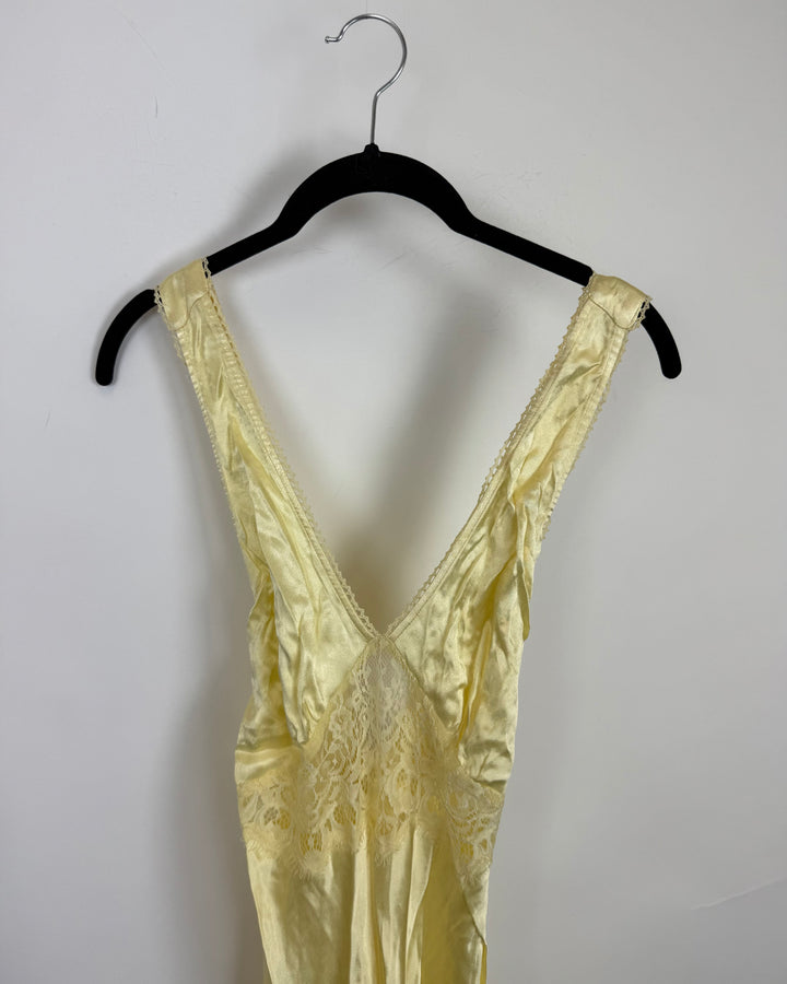 Butter Yellow Lace Dress - Size 00/0