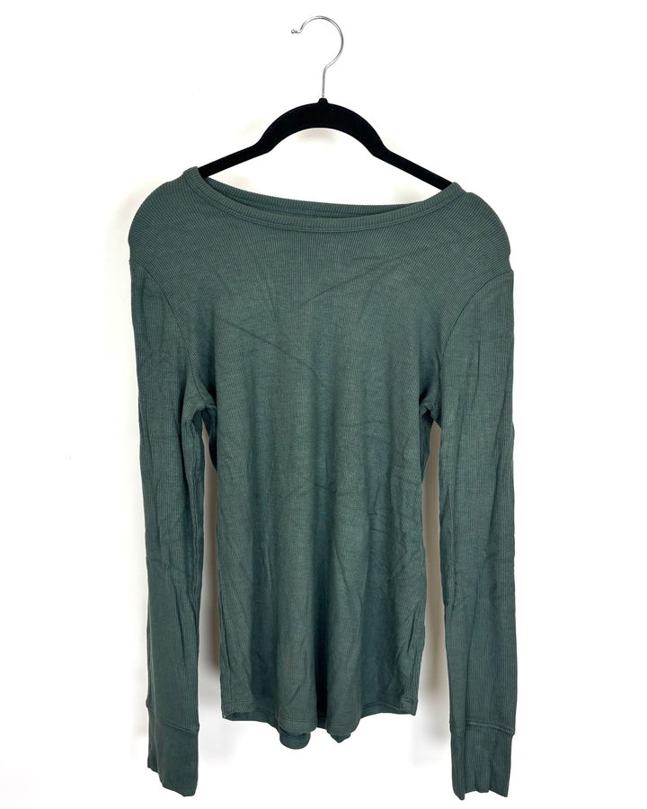 Dusty Green Long Sleeve Shirt - Size 4/6