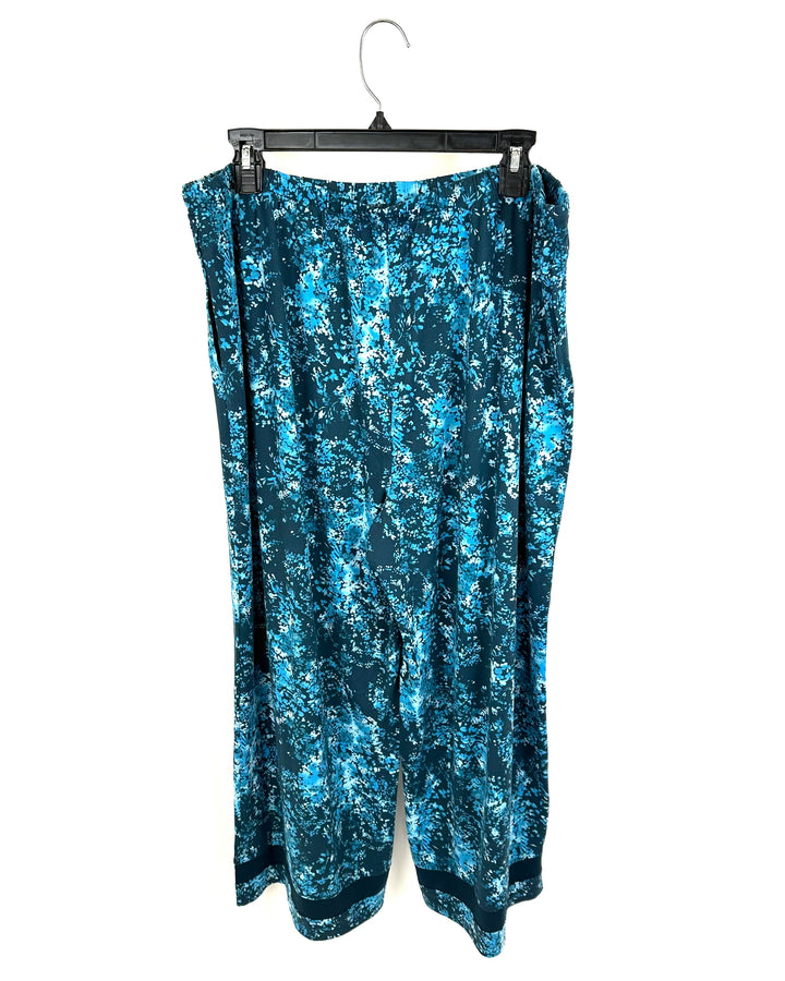 Turquoise Blue Floral Printed Pajamas - Size 2X
