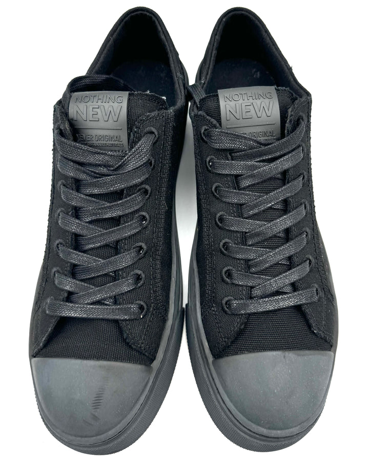 MENS Black Canvas Sneaker - Size 10
