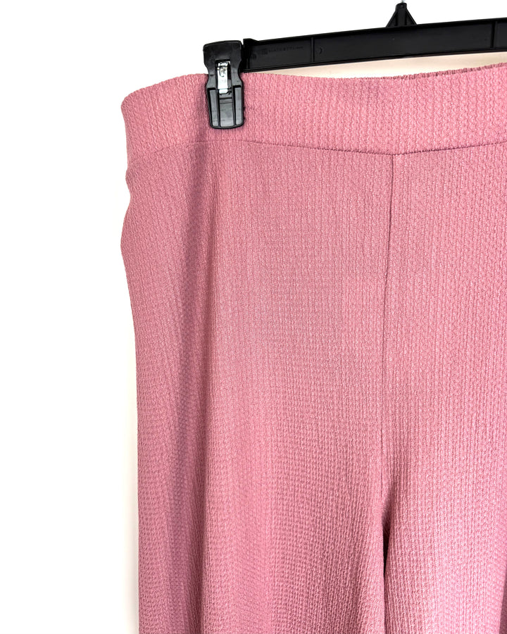 Rose Pink Textured Wide Leg Pants - Size 2X