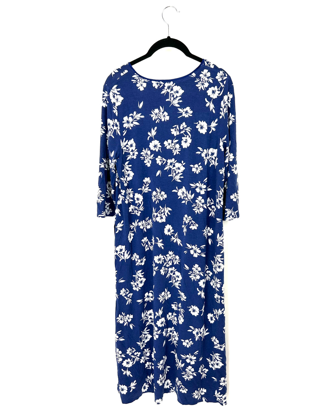 Blue And White Floral Nightgown - Size 4/6