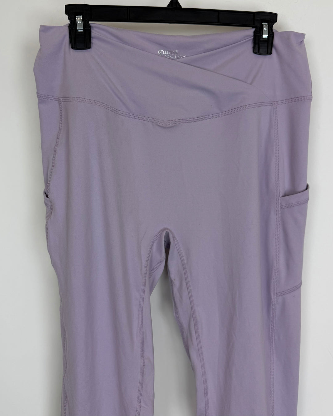 Lavender Cropped Soft Leggings - Extra Large