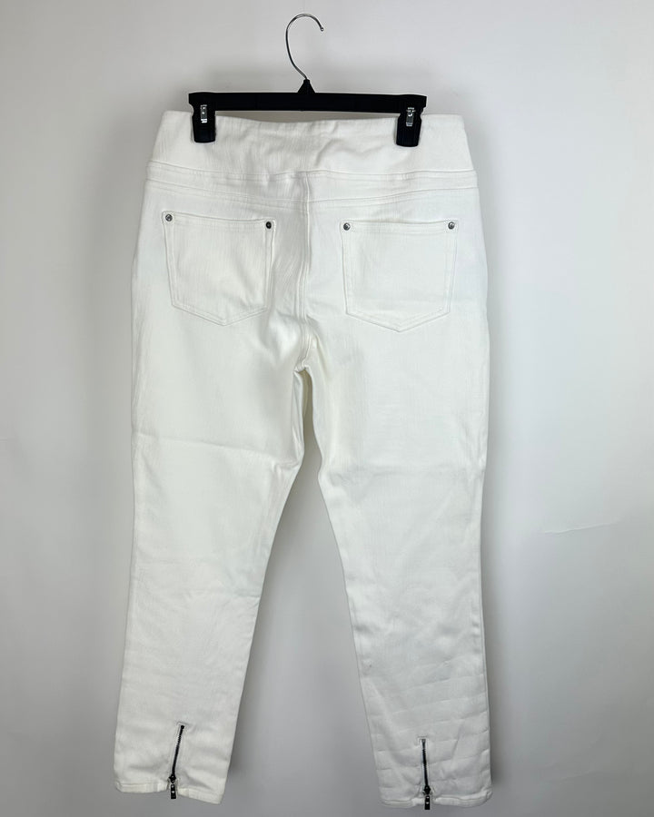 Vanilla White Stretch Ankle Zipper Pants - Size 12/14
