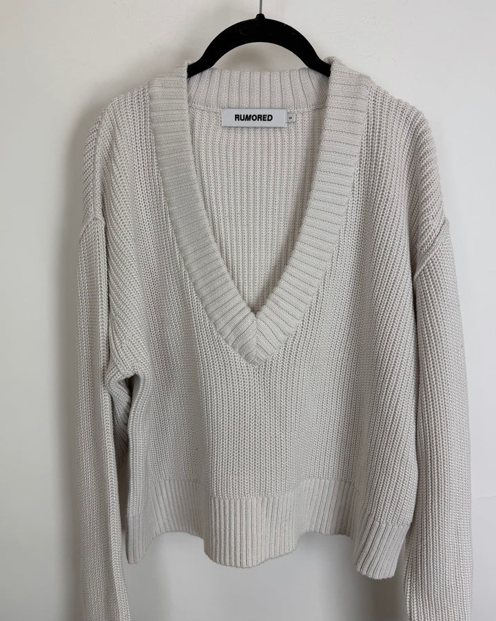 Ivory V-Neckline Sweater - Size 6/8