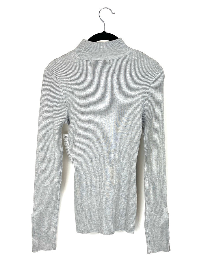 Gray Long Sleeve Turtleneck Sweater - Size 2/4