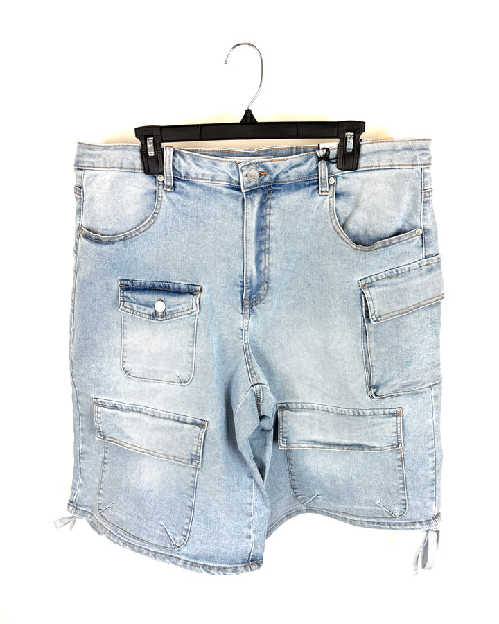 Light Wash Blue Denim Cargo Shorts - Size 18