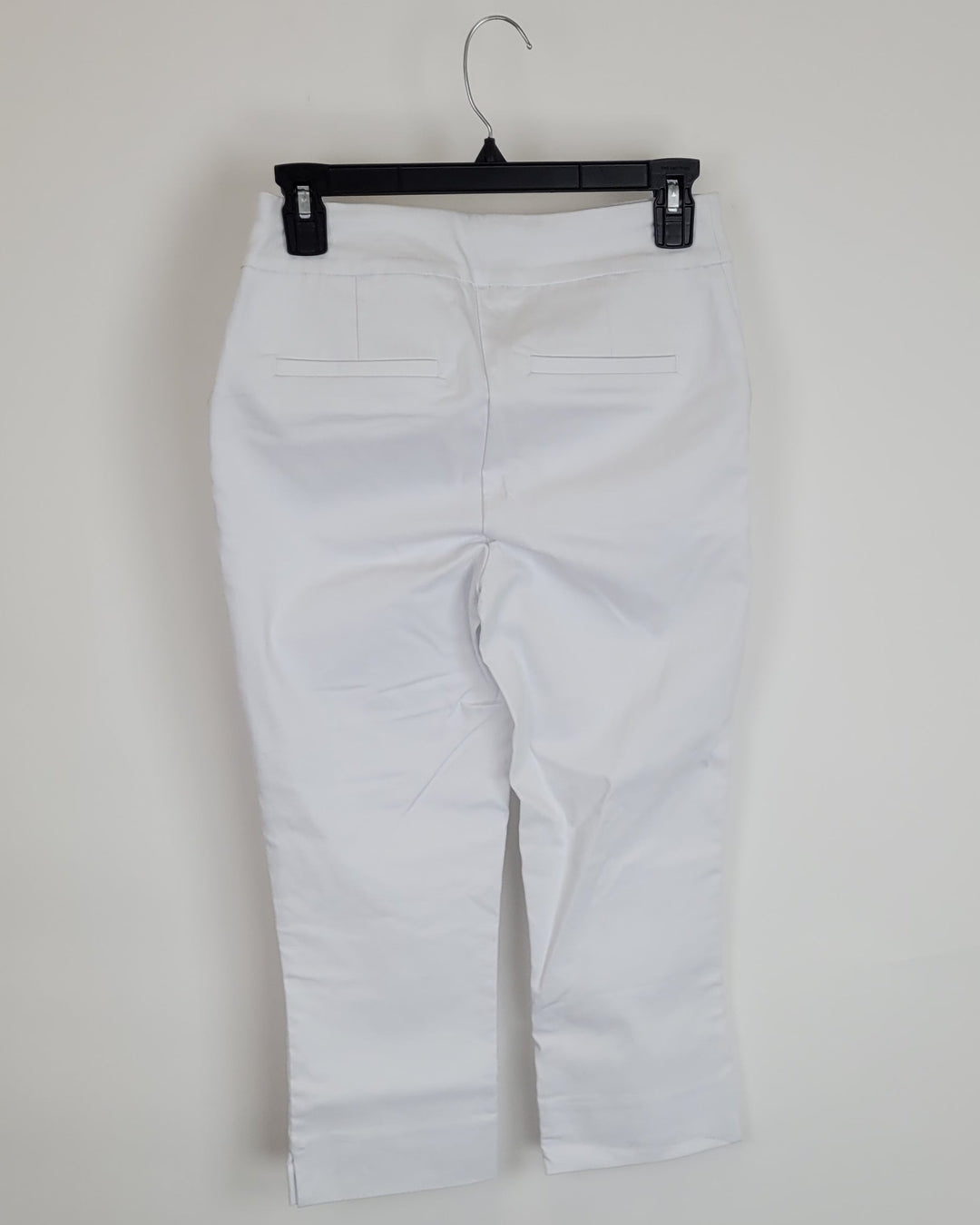 White Cropped Pants - Size 00/0 and Size 0/2