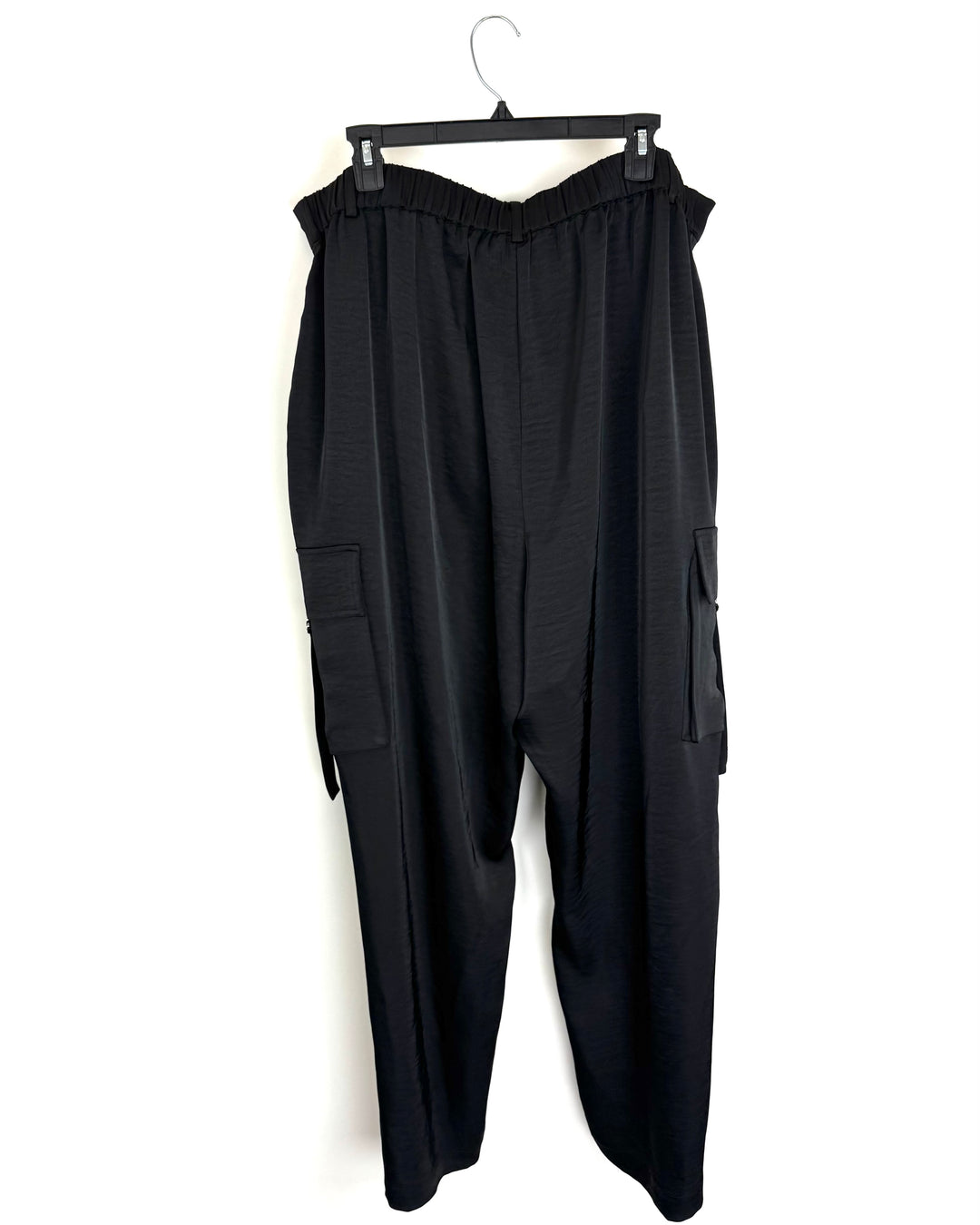 Black Cargo Pants With Silver Details - 18W