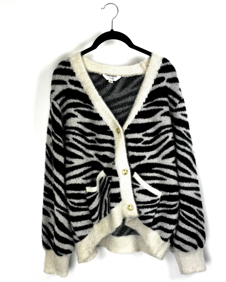 Sparkly Animal Print Soft Sweater - 1X