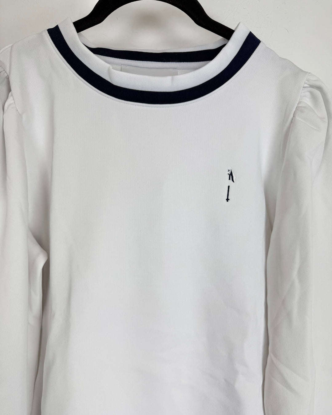 White Long Sleeve Pull Over - Size 4/6