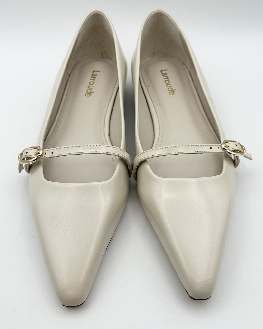 Ivory Pointed Toe Ballet Flat - Size 6.5