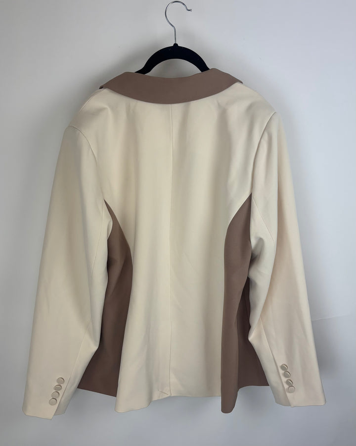 Cream and Brown Block Pattern Blazer - Size 2X