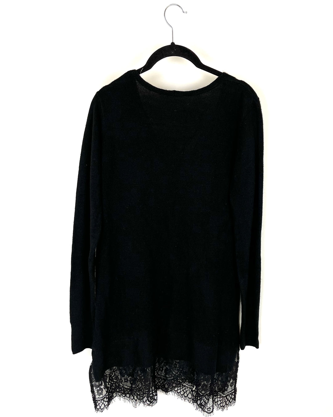 Lightweight V-Neck Sweater - Small