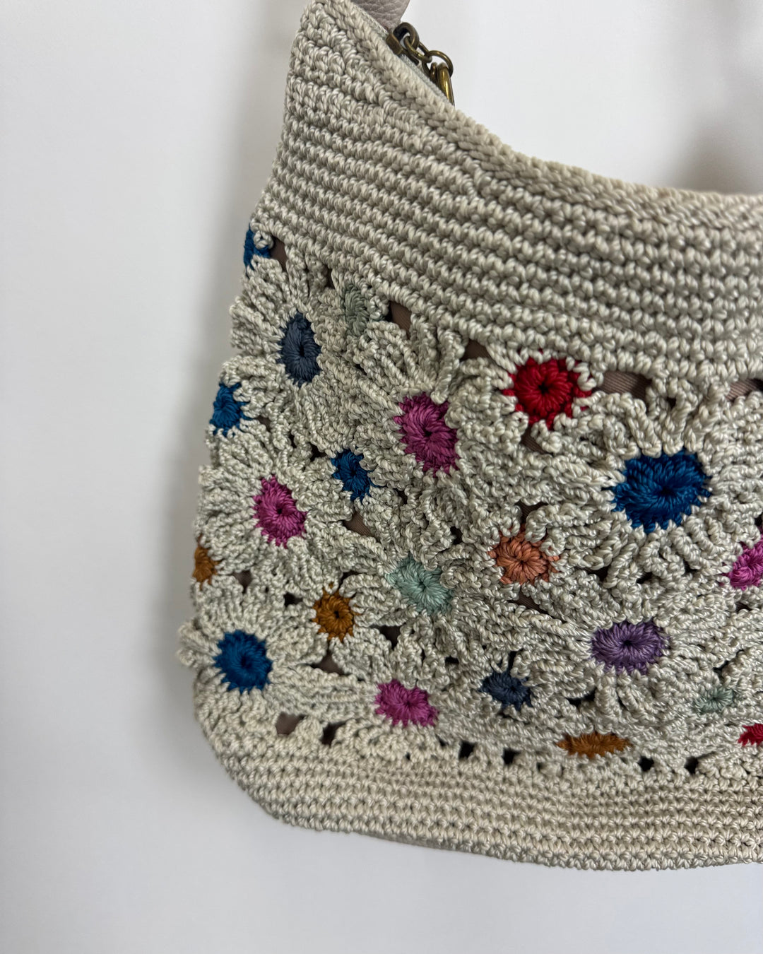 Pearl Sunburst Floral Crochet Shoulder Bag