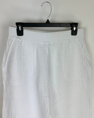Powder White Seersucker Pants - Size 6/8