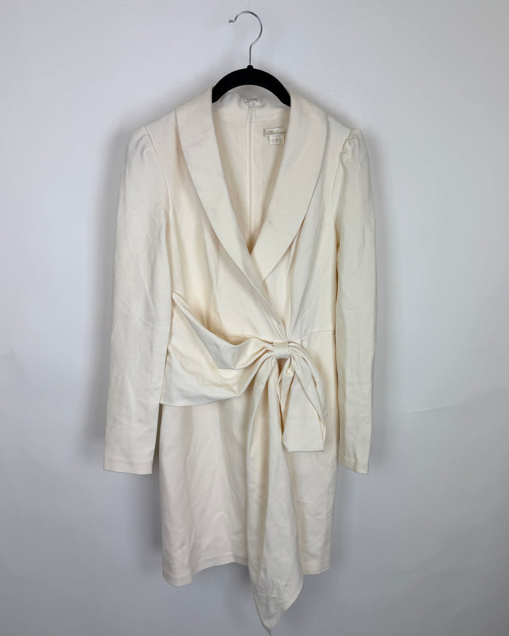 Cream Collared Long Sleeve Dress - Size 0