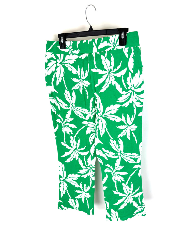Green And White Tropical Print Pants - Size 6/8