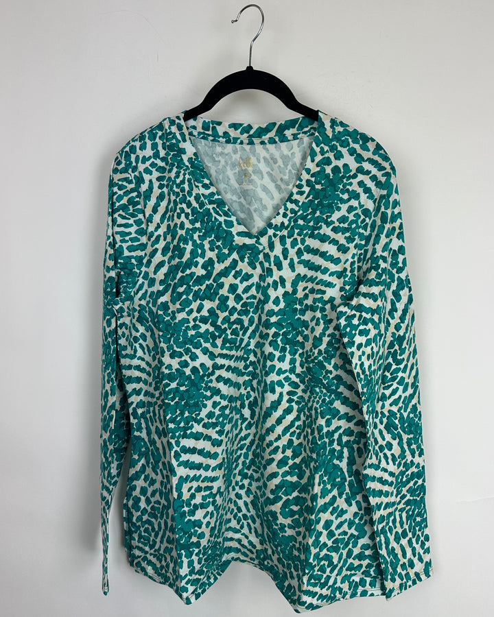 Teal Lightweight Animal Print Top - Size 6/8