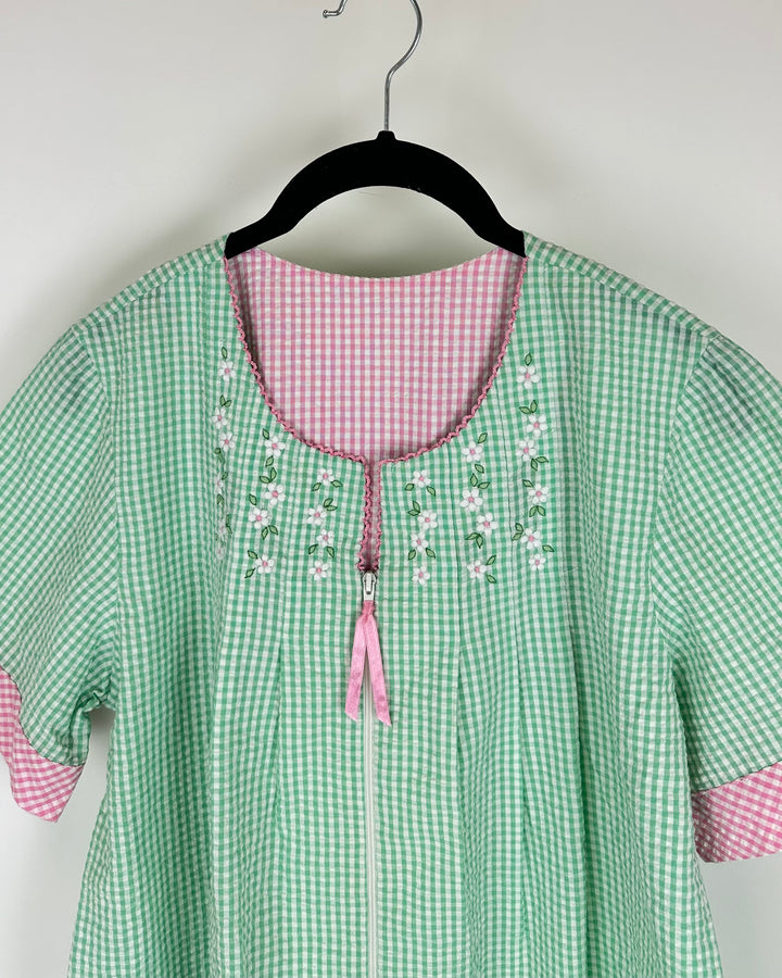 Green And Pink Short Sleeve House Dress - Size 4/6