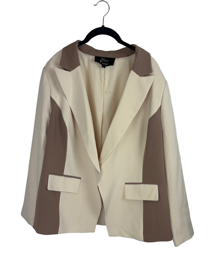 Cream and Brown Block Pattern Blazer - Size 2X