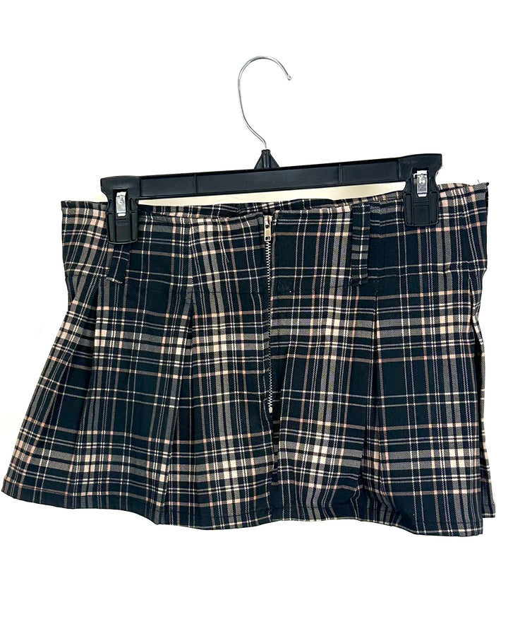 Ultra Mini Black Plaid Skort - Size 4/6