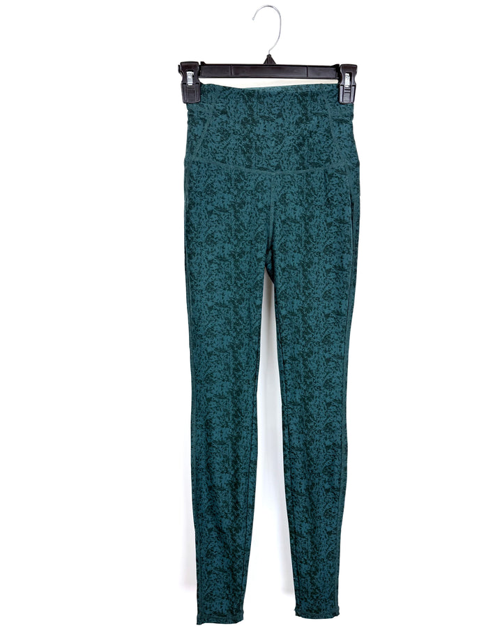 Aqua Green Abstract Yoga Pants - Size 0/2