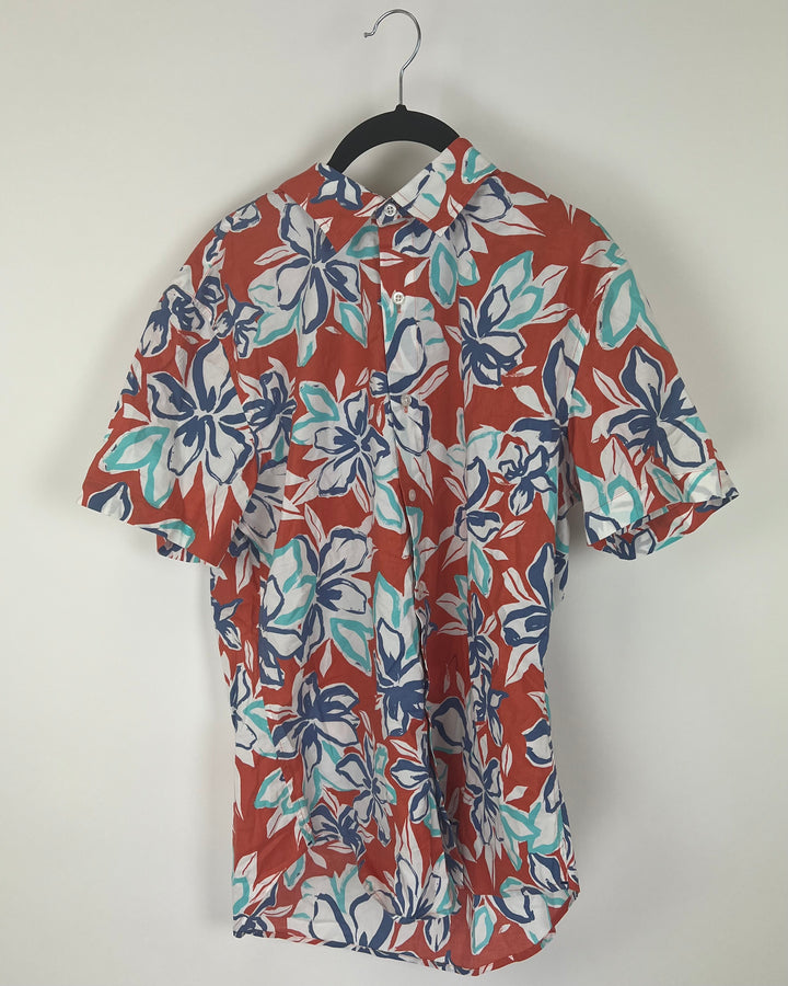 MENS Salmon Collared Shirt With Blue Floral Pattern - Medium